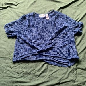 Blue cropped tie short sleeve cardigan size XL